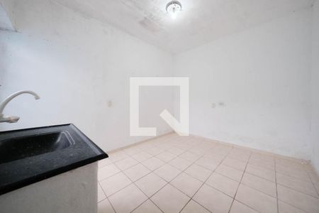 Kitnet de casa para alugar com 1 quarto, 35m² em Cidade Patriarca, São Paulo