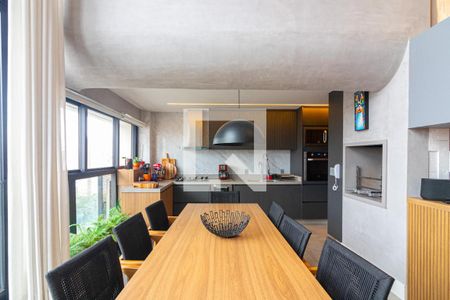 Sala de apartamento à venda com 2 quartos, 115m² em Vila Olímpia, São Paulo