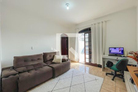 Suíte de casa à venda com 3 quartos, 180m² em Remédios, Osasco
