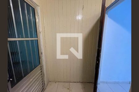 Sala/Quarto de casa à venda com 1 quarto, 30m² em Jardim Raposo Tavares, São Paulo
