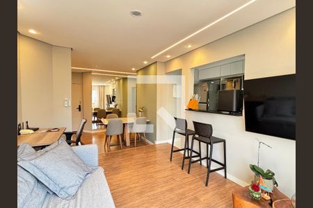 Sala de apartamento para alugar com 2 quartos, 70m² em Indianópolis, São Paulo