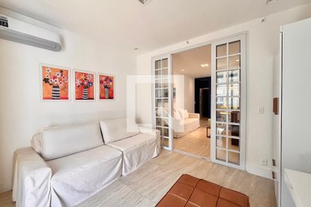 Sala de apartamento para alugar com 3 quartos, 92m² em Copacabana, Rio de Janeiro