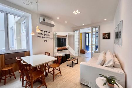 Sala de apartamento para alugar com 3 quartos, 92m² em Copacabana, Rio de Janeiro