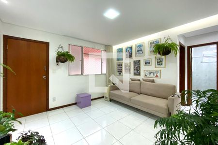 Sala de apartamento à venda com 2 quartos, 82m² em Pompéia, Belo Horizonte