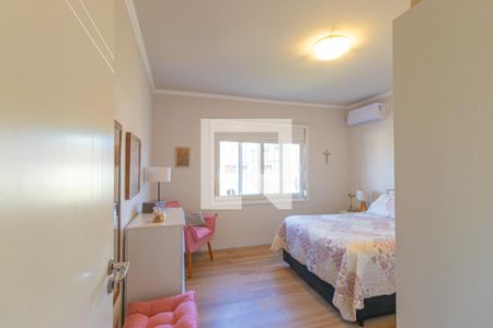Quarto 1 de casa à venda com 3 quartos, 465m² em Harmonia, Canoas