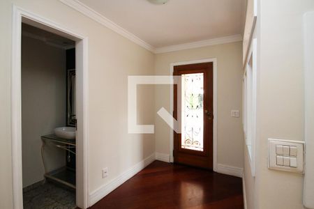 Hall de entrada de casa de condomínio para alugar com 5 quartos, 300m² em Jardim Sao Vicente, Cotia