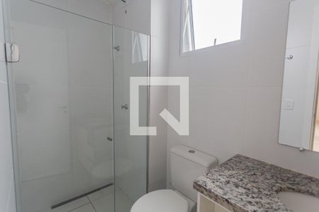 Banheiro da Suíte de apartamento à venda com 2 quartos, 65m² em Santo Antônio, Belo Horizonte