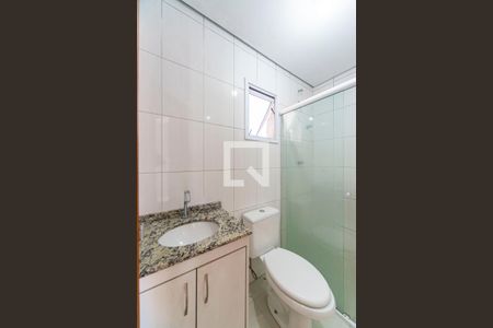 Banheiro de apartamento à venda com 2 quartos, 90m² em Vila Humaita, Santo André