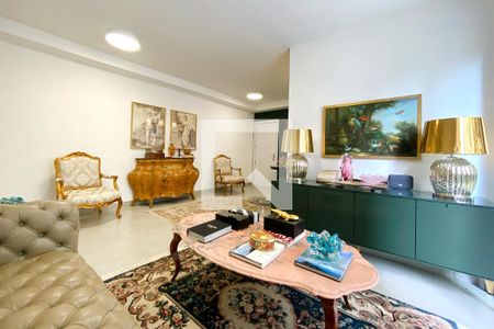 Sala de apartamento à venda com 2 quartos, 111m² em Funcionários, Belo Horizonte