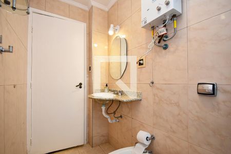 banheiro corredor de apartamento à venda com 2 quartos, 82m² em Jardim Paulista, São Paulo