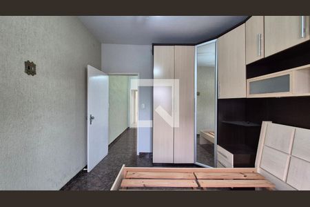 Quarto  de casa à venda com 2 quartos, 123m² em Jardim Santo Alberto, Santo André