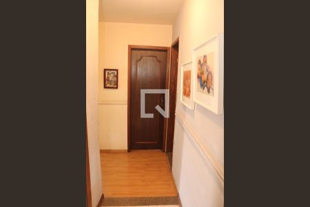 Corredor de apartamento para alugar com 3 quartos, 178m² em Imperador, Nova Iguaçu