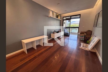 Sala de apartamento para alugar com 2 quartos, 81m² em Recreio dos Bandeirantes, Rio de Janeiro