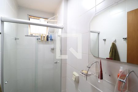 Banheiro Social de apartamento para alugar com 2 quartos, 45m² em Jardim Botânico, Uberlândia