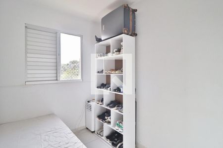 Quarto 1 de apartamento para alugar com 2 quartos, 45m² em Jardim Botânico, Uberlândia