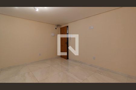 Casa para alugar com 2 quartos, 55m² em Vila Bancaria Munhoz, São Paulo