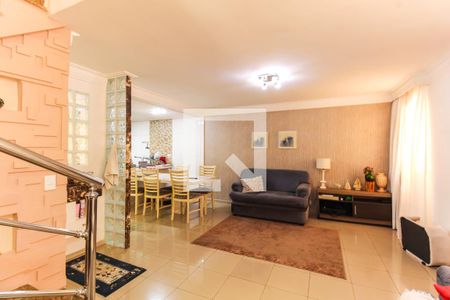 Sala de casa de condomínio à venda com 3 quartos, 148m² em Vila Bertioga, São Paulo