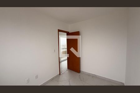 Quarto 2 de apartamento para alugar com 2 quartos, 45m² em Setor Faicalville, Goiânia