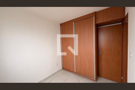 Quarto 1 de apartamento para alugar com 2 quartos, 45m² em Setor Faicalville, Goiânia