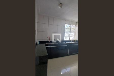 Cozinha de apartamento para alugar com 2 quartos, 47m² em Arvoredo II, Contagem