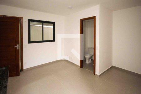 Sala e Cozinha de apartamento para alugar com 1 quarto, 27m² em Vila Alpina, São Paulo
