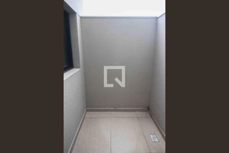 Área de Serviço de apartamento para alugar com 1 quarto, 27m² em Vila Alpina, São Paulo