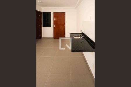 Sala e cozinha de apartamento à venda com 1 quarto, 28m² em Vila Alpina, São Paulo