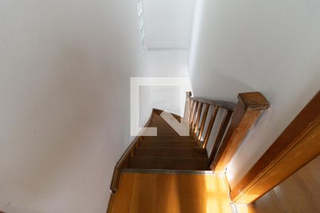 Escada de casa à venda com 3 quartos, 103m² em Cursino, São Paulo