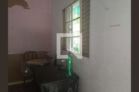 AREA INTERNA de casa à venda com 4 quartos, 273m² em Umuarama, Osasco