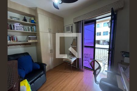 Quarto 1 de apartamento à venda com 2 quartos, 75m² em Vila Valqueire, Rio de Janeiro