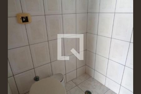 WC de casa à venda com 4 quartos, 138m² em Jardim das Flores, Osasco