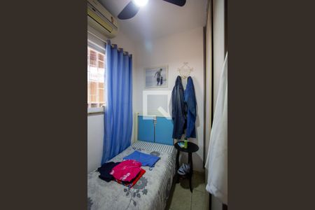 Quarto 1 de casa para alugar com 3 quartos, 300m² em São Miguel, São Gonçalo