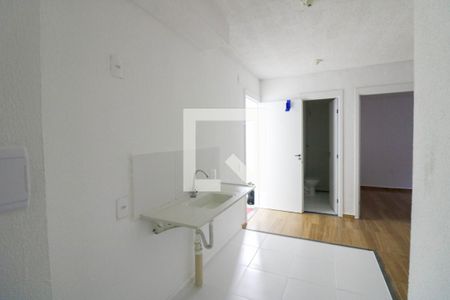 Sala/Cozinha de apartamento para alugar com 2 quartos, 31m² em Jardim Caravelas, São Paulo