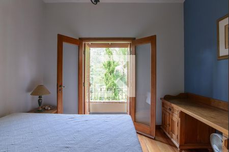 Quarto 2 de casa de condomínio à venda com 4 quartos, 416m² em Residencial Quatro (Alphaville), Santana de Parnaíba