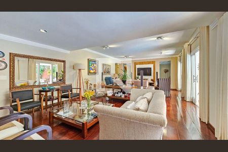 Casa à venda com 4 quartos, 423m² em Residencial Cinco (Alphaville), Santana de Parnaíba