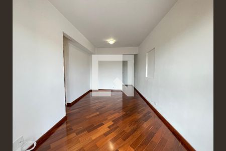 Sala de apartamento à venda com 3 quartos, 63m² em Butantã, São Paulo
