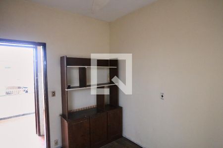 Quarto 1 de casa para alugar com 2 quartos, 43m² em Sagrada Família, Belo Horizonte