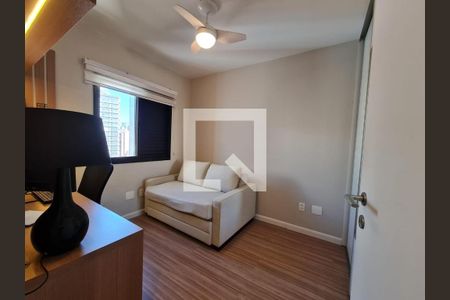 Apartamento à venda com 2 quartos, 61m² em Aclimação, São Paulo