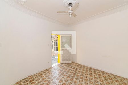 Sala de casa de condomínio para alugar com 2 quartos, 90m² em Irajá, Rio de Janeiro