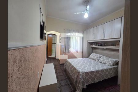 Casa à venda com 4 quartos, 199m² em Vila Paulo Silas, São Paulo