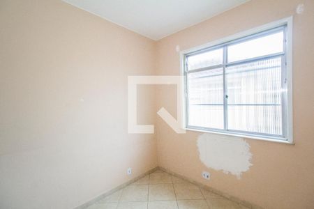 Quarto 2 de apartamento para alugar com 2 quartos, 80m² em Realengo, Rio de Janeiro