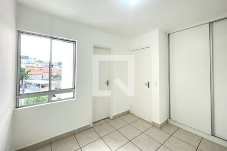 Suite de apartamento para alugar com 2 quartos, 55m² em Pompéia, Belo Horizonte