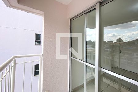 Varanda da Sala de apartamento para alugar com 2 quartos, 55m² em Pompéia, Belo Horizonte
