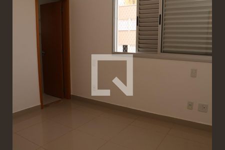 Suíte  de apartamento para alugar com 2 quartos, 74m² em Jardim Goiás, Goiânia