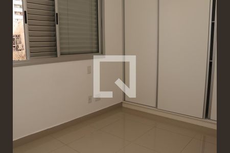 Suíte de apartamento para alugar com 2 quartos, 74m² em Jardim Goiás, Goiânia