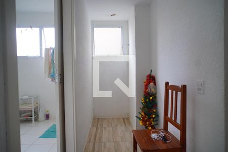 Corredor  de apartamento para alugar com 1 quarto, 42m² em Mário Quintana, Porto Alegre