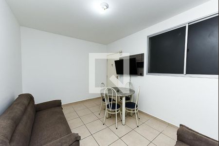Sala de apartamento para alugar com 2 quartos, 44m² em Califórnia, Belo Horizonte