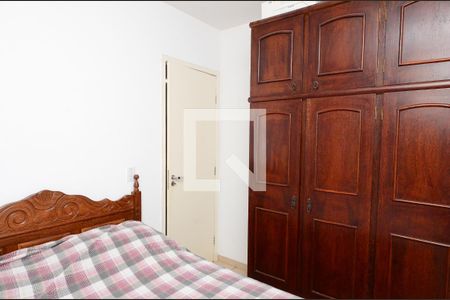 Quarto 2 de apartamento para alugar com 2 quartos, 44m² em Califórnia, Belo Horizonte