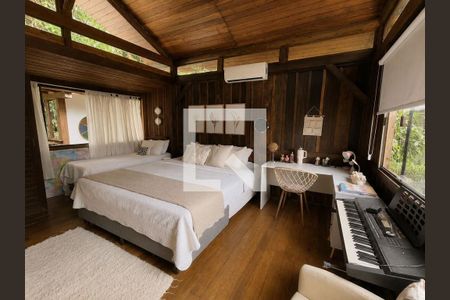 Quarto 1 de casa para alugar com 3 quartos, 215m² em Lagoa da Conceição, Florianópolis