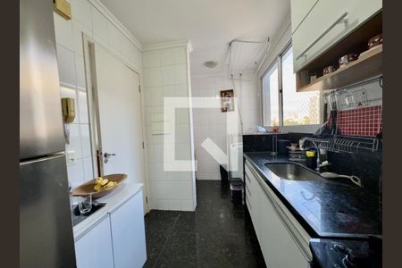 Apartamento à venda com 3 quartos, 85m² em Itamarati, Belo Horizonte